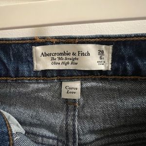 Abercrombie 90s straight ultra high rise curve love